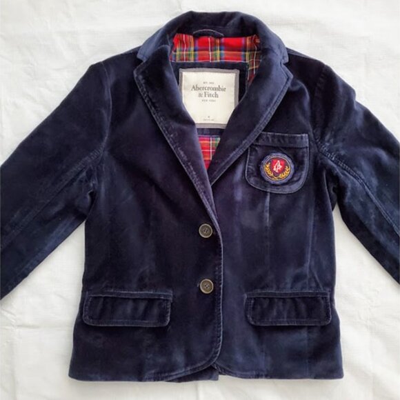 A & F Girls Velvet Embroidered Crest Navy Blazer Jacket Sz M Collegiate Preppy - Picture 3 of 10
